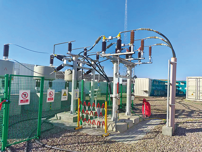 SVG行业-宁夏电科院-10MVA移动式电网模拟装置 10MVA Mobile Power Grid Simulator.jpg